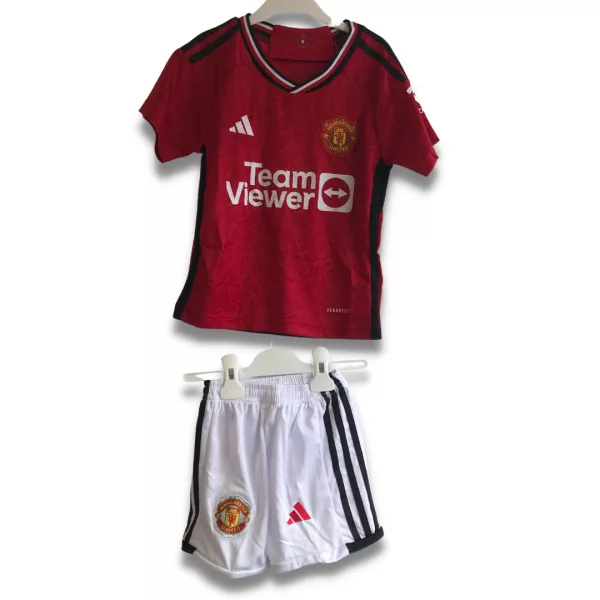 manchester-united-home-football-kit