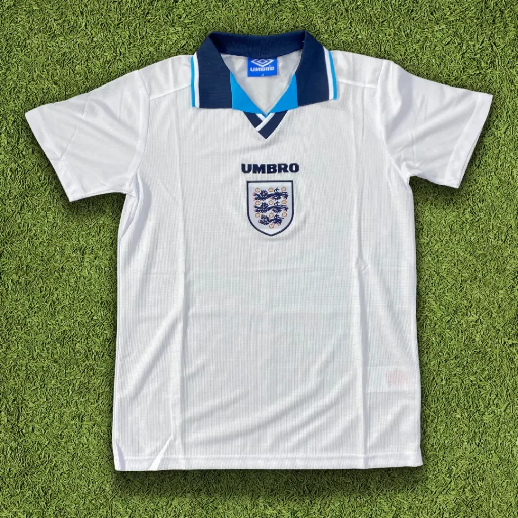 england-96-retro-football-top-3